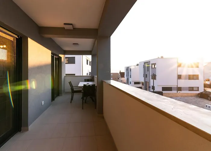 The Pearl Ae 1552 Zadar